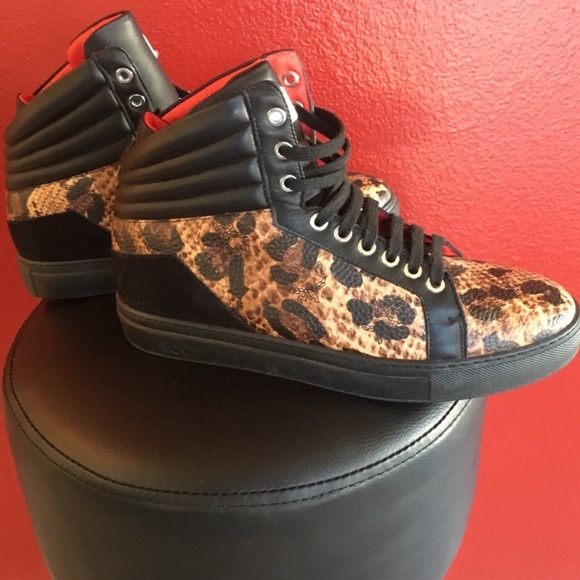 MCM Visetos Sneakers - Picture 3 of 5